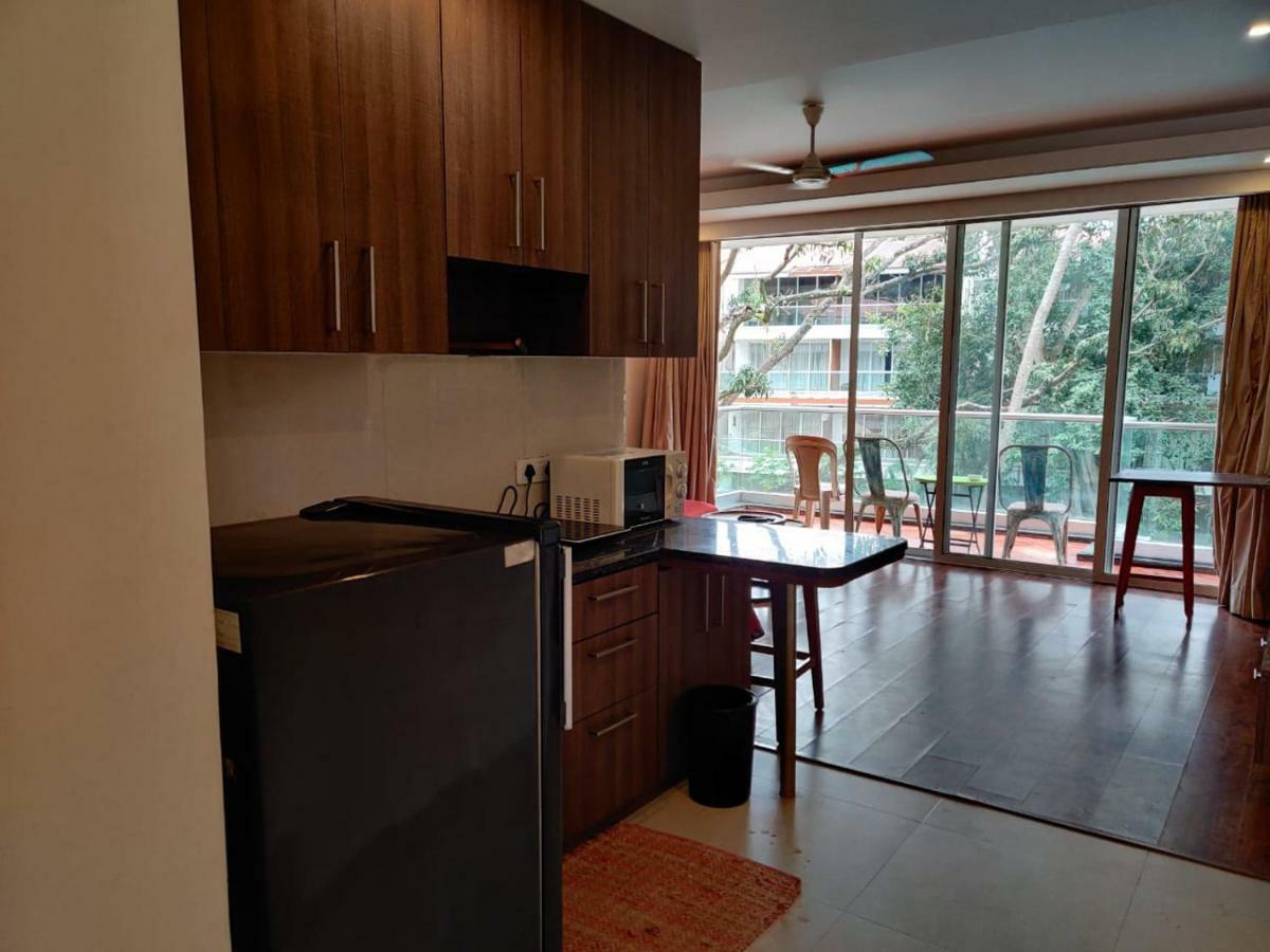 Aarju Luxurious Wave Apartment Калангуте Екстериор снимка
